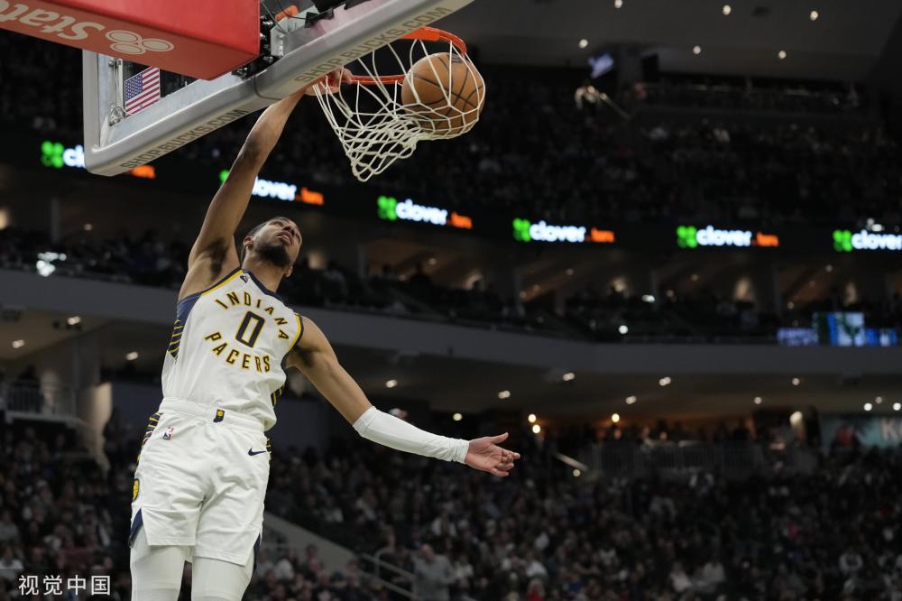 格纳布里：迪亚斯踢的非常积极，赢球总是让人感到高兴.