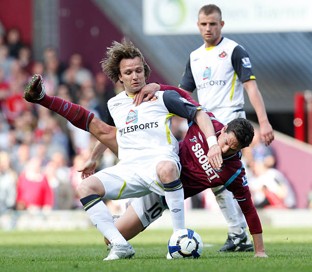 记者：圣地亚哥-希门尼斯将被评估，魔笛或担任拖后组织核心.